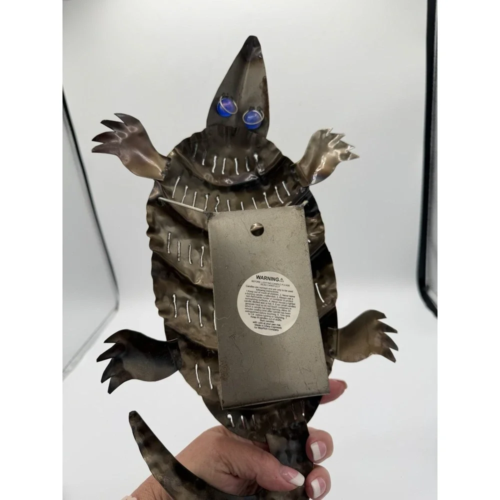 🐾🕯️‎ Armadillo Springy Metal Art Votive Candle Holder – Wall Mount – Rustic